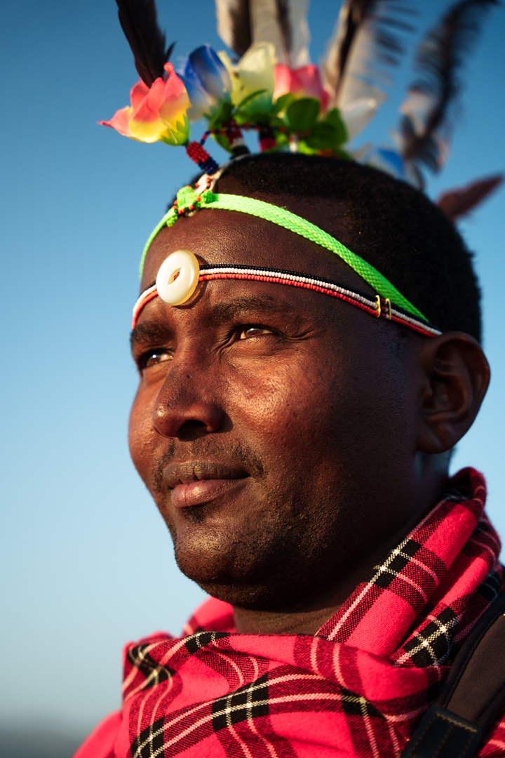 Guide · Safari Vehicle